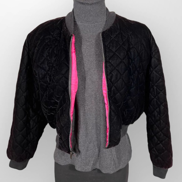 Small Vintage Velvet Bomber Crop DiamondQuilted Pockets Satin Fuchsia Lining - Picture 5 of 9